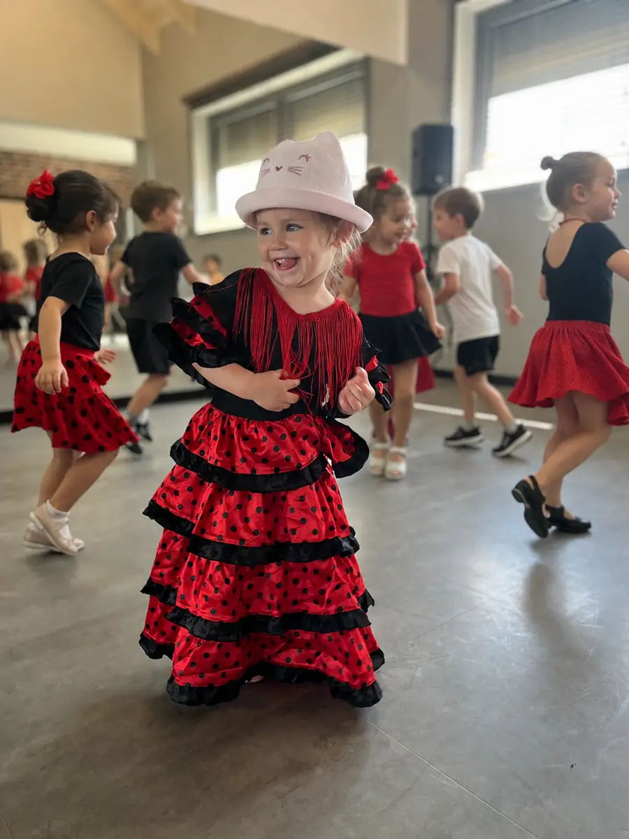 Video Dance Kids 5–7 — Copacabana Szkoła Tańca